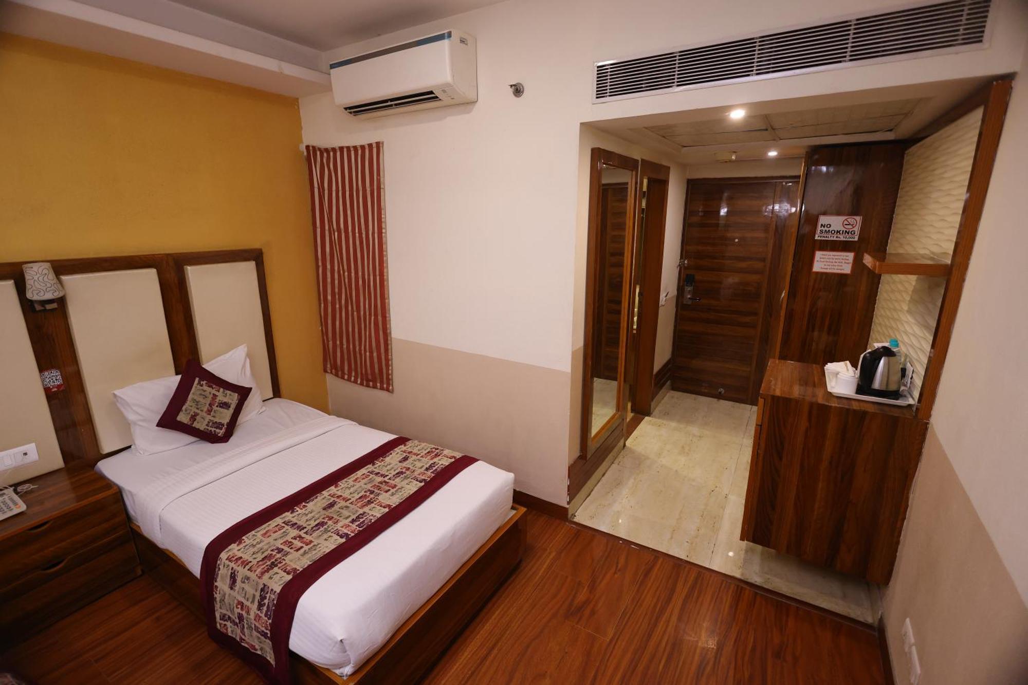 Airport Hotel Ramhan Palace Mahipalpur Νέο Δελχί Εξωτερικό φωτογραφία